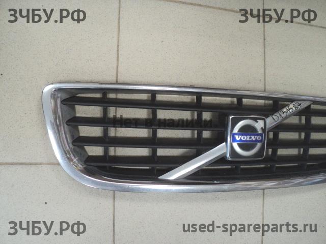 Volvo S40 (3) Решетка радиатора