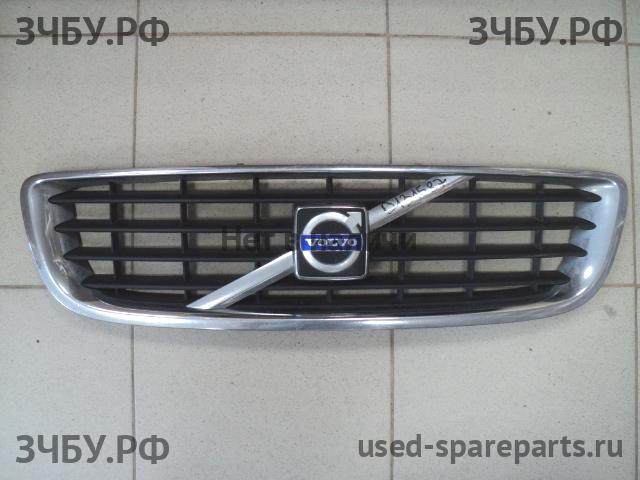 Volvo S40 (3) Решетка радиатора