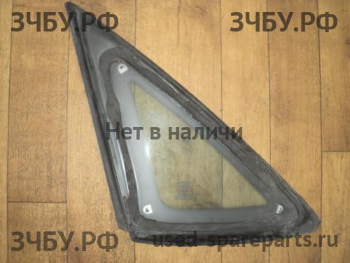 Ford Mondeo 4 Стекло кузовное глухое правое
