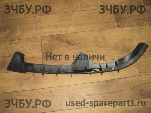 Mazda 3 [BK] Кронштейн бампера передний