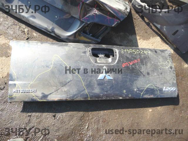 Mitsubishi L200 (4)[KB] Дверь багажника