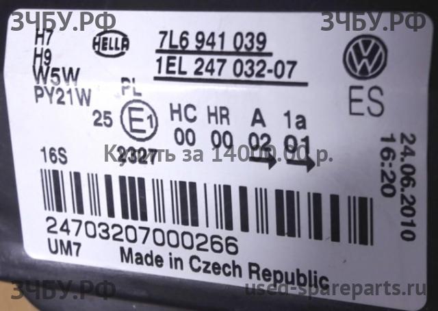 Volkswagen Touareg 2 Фара левая