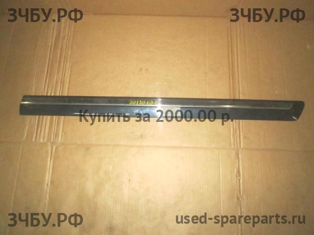 Honda Pilot (2) Молдинг двери передней правой
