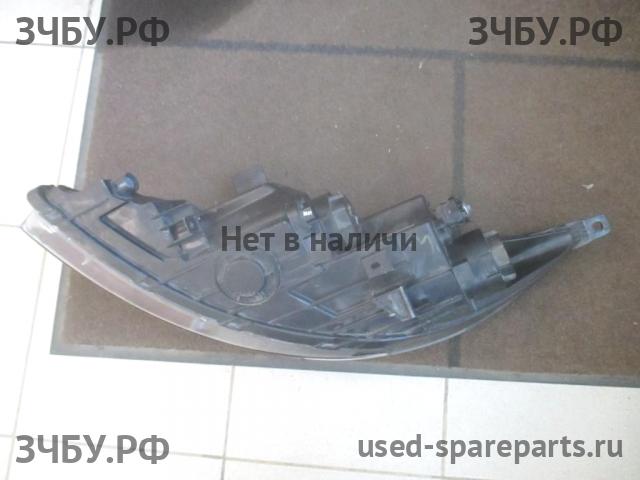 KIA Sportage 3 Фара правая