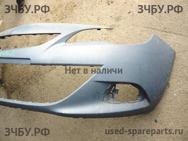 Opel Astra J Бампер передний