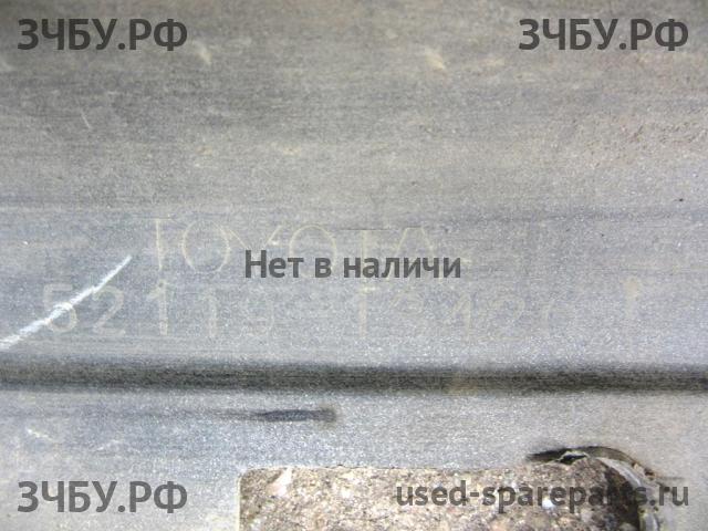 Toyota Corolla (E12) Бампер передний