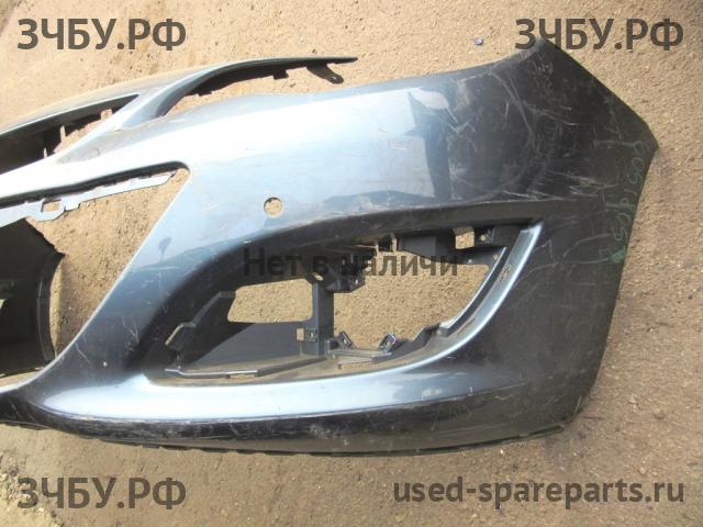 Opel Astra J Бампер передний