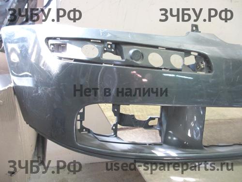 Volkswagen Golf 5 Бампер передний