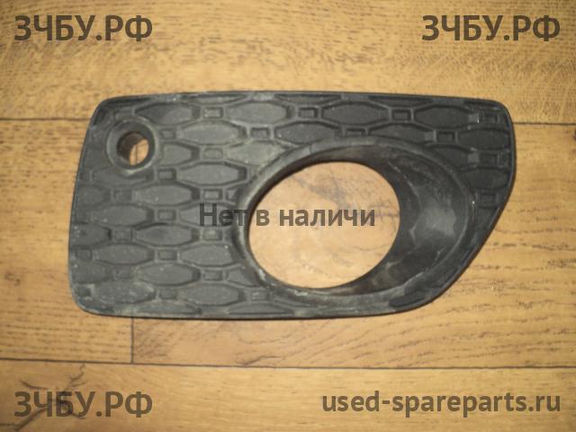 Volvo XC-70 Cross Country (2) Рамка противотуманной фары правой
