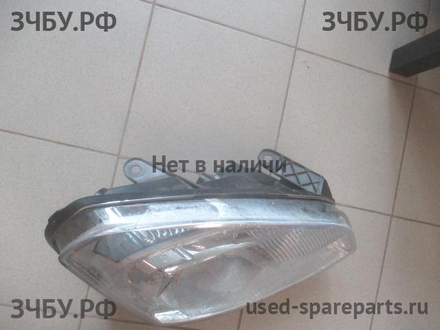 Nissan Qashqai (J10) Фара правая