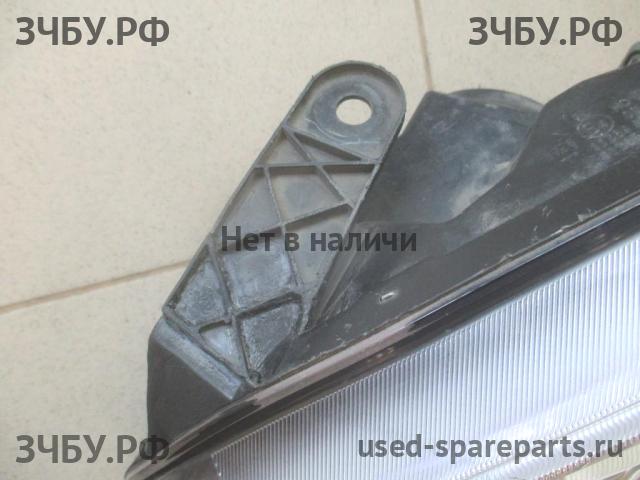 Nissan Qashqai (J10) Фара левая