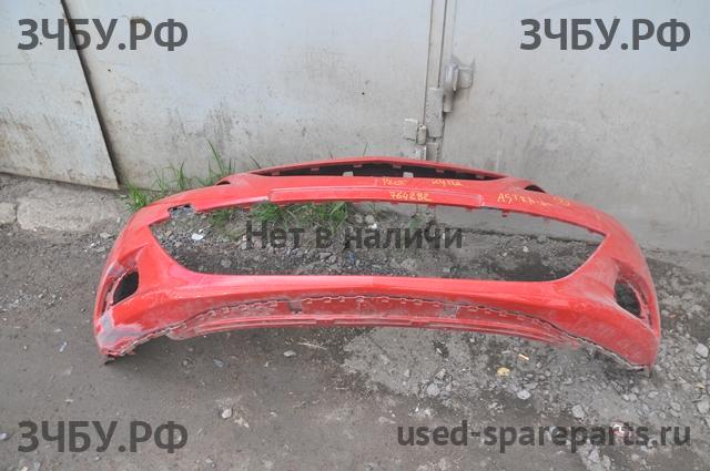 Opel Astra J Бампер передний