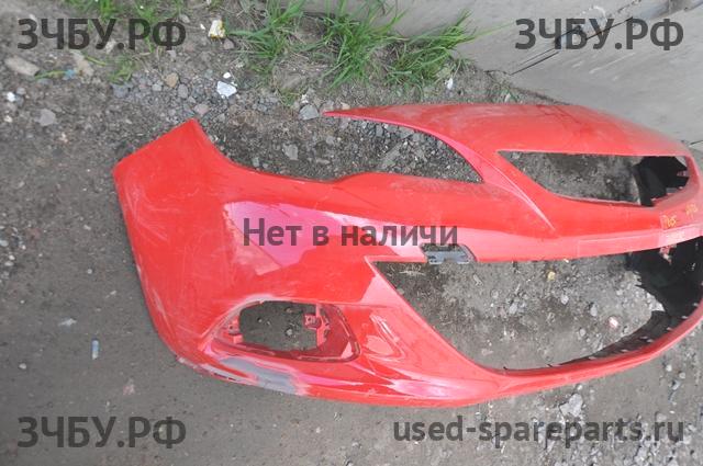 Opel Astra J Бампер передний