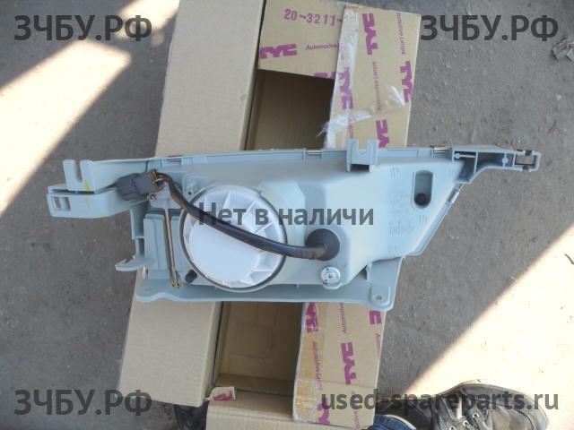 Daewoo Nexia Фара правая