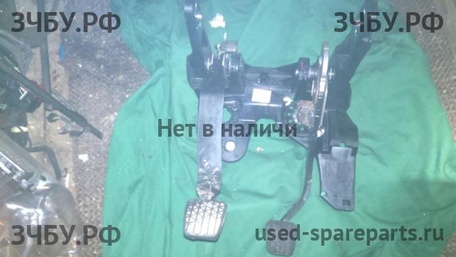 Opel Astra J Блок педалей