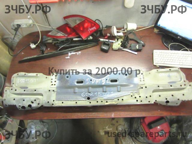 Renault Clio 2/Simbol 1 Панель задняя