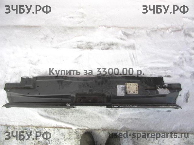 Audi A4 [B8] Панель задняя