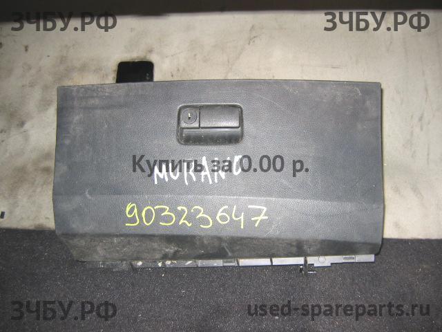 Nissan Murano (Z50) Бардачок