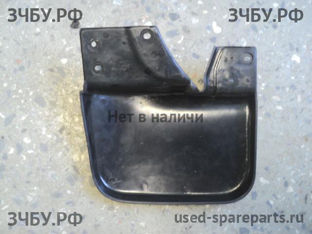 Mitsubishi Pajero/Montero Sport 1 (K9) Брызговик передний правый