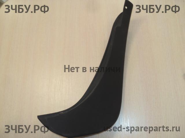 Nissan Qashqai (J10) Брызговик задний левый