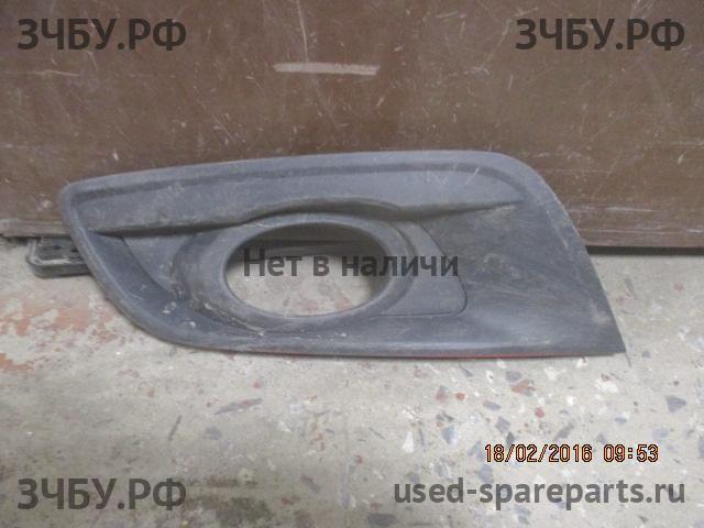 Mazda 3 [BK] Рамка противотуманной фары правой