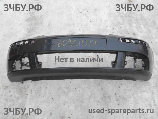 Volkswagen Golf 5 Бампер передний