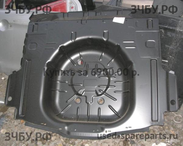 Ford Focus 3 Пол багажника