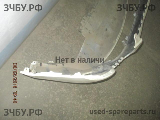 Opel Zafira C Бампер передний