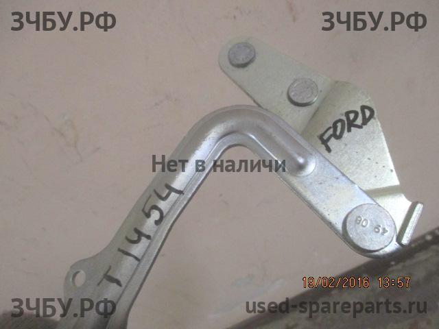 Ford Focus 2 Петля капота правая