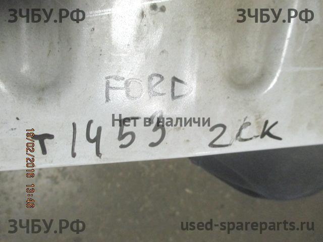 Ford Focus 2 Усилитель бампера передний