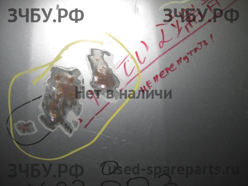 Toyota RAV 4 (3) Капот