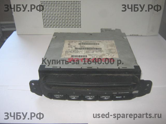 Chrysler Voyager/Caravan 4 Магнитола