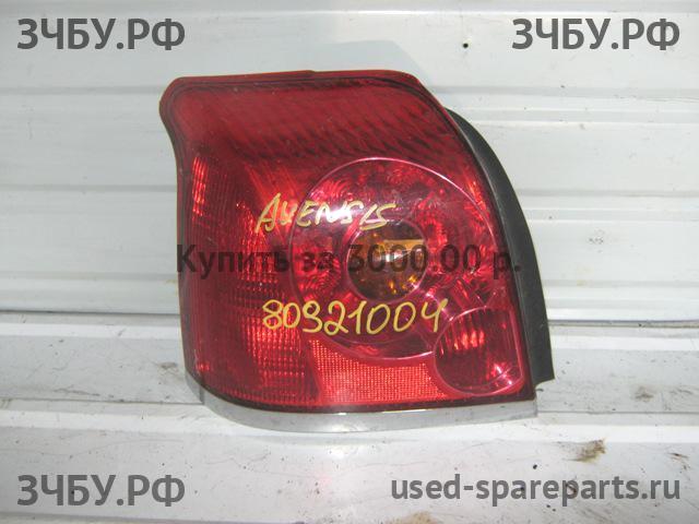 Toyota Avensis 2 Фонарь левый