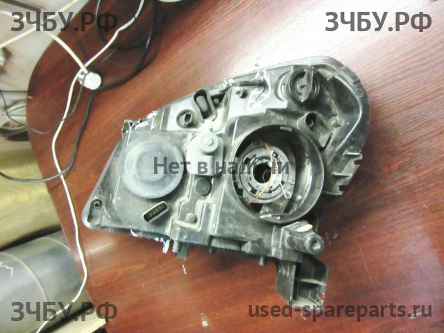 Nissan Qashqai (J10) Фара правая