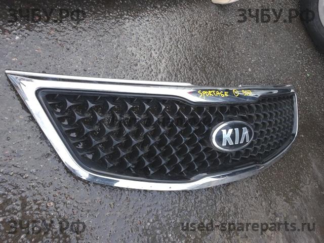 KIA Sportage 3 Решетка радиатора
