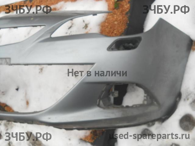 Opel Astra J Бампер передний