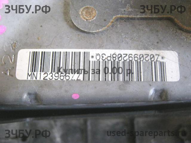 Mitsubishi L200 (4)[KB] Подушка безопасности пассажирская (в торпедо)