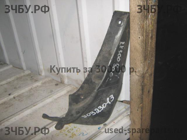 Lexus RX (1) 300 Брызговик передний правый