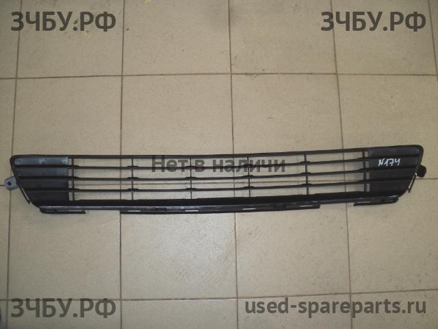 Toyota Corolla (E14 - E15) Решетка в бампер