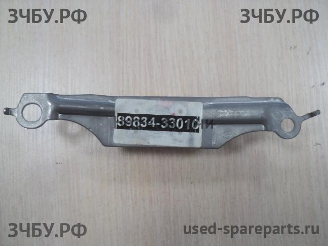 Toyota Camry 5 (V30) Датчик удара AIR BAG (SRS)