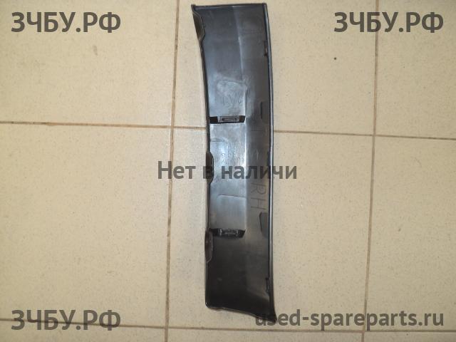 Toyota RAV 4 (3) Накладка заднего бампера правая