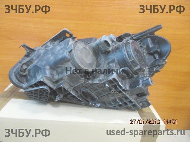 Nissan Qashqai (J10) Фара правая