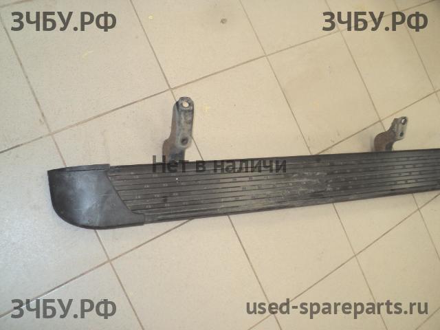 Toyota Land Cruiser 200 Подножка