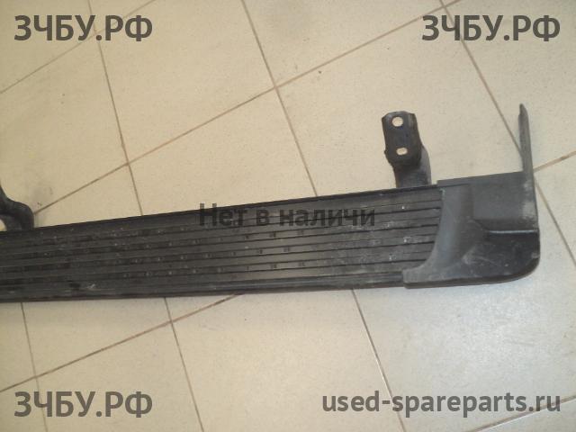 Toyota Land Cruiser 200 Подножка