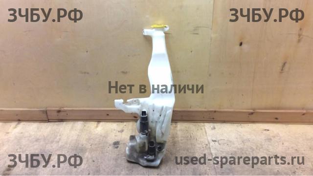 Jeep Cherokee 3 Бачок омывателя лобового стекла