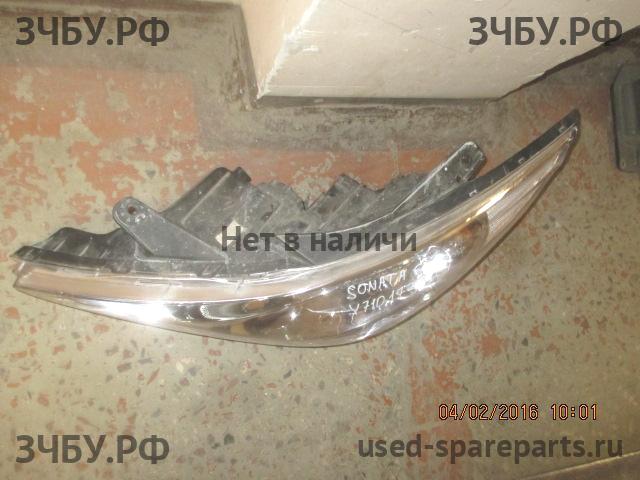 Hyundai Sonata 6 (YF) Фара левая