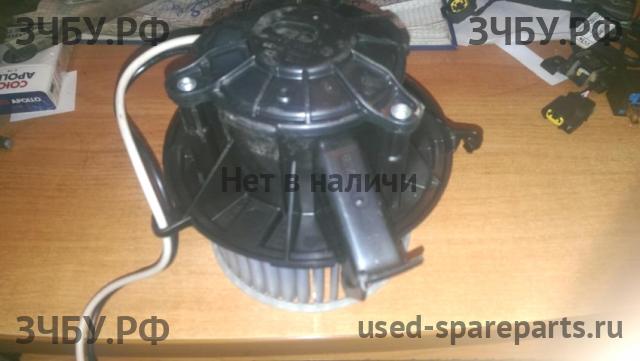 Opel Astra J Моторчик печки