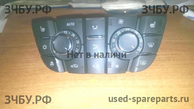 Opel Astra J Блок управления климатической установкой