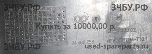 Opel Astra H Бампер передний
