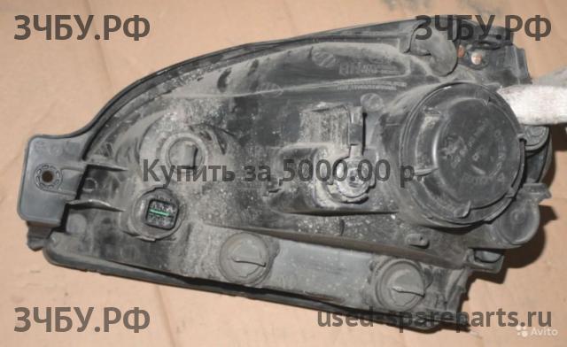Hyundai Tucson 2 Фара правая